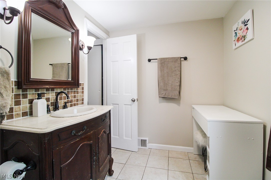 Howland Hill Park - Residential
