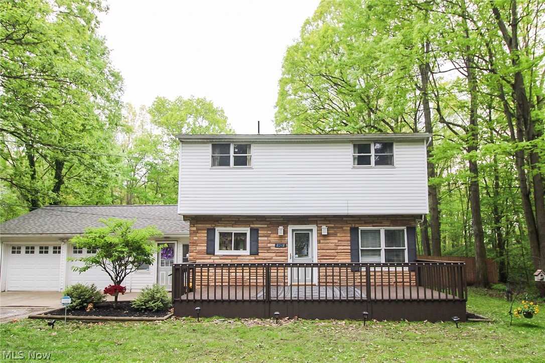 Welcome to 8248 Dawson — a hidden retreat in the heart of Howland! Nestled on a private drive with a .53-acre wooded lot, this 3-bedroom, 1.5-bath home offers the perfect balance of peaceful seclusion and everyday convenience. With 1,890 square feet of living space, you’ll love the feeling of escaping into nature while still being just seconds from shopping, dining, and all the amenities you need. The fenced-in backyard provides the perfect space for pets, entertaining, or simply enjoying the outdoors in privacy. Located in the highly desirable Howland Local School District, this property combines privacy, space, and location into one incredible opportunity. Whether you’re relaxing among the trees or enjoying nearby conveniences, this home truly gives you the best of both worlds.