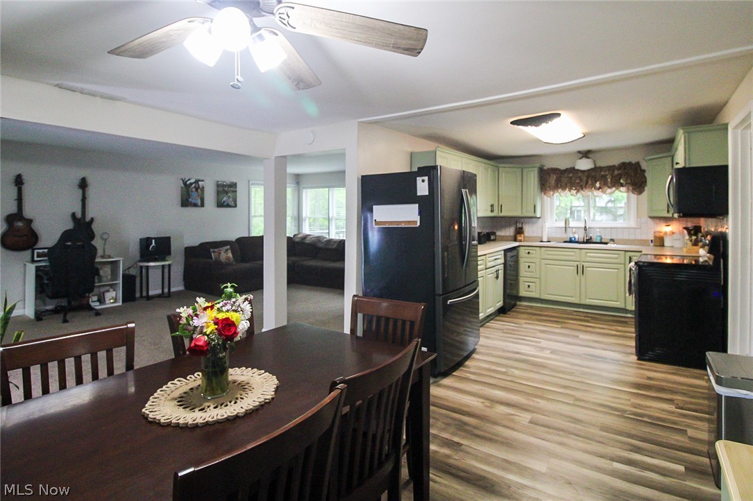Howland Hill Park - Residential