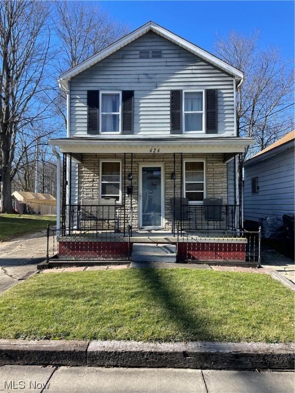 Welcome home to 424 South Sycamore Street in Ravenna City! This charming 4 bed 2 full bath house includes a first floor master suite with full bath and laundry closet. Recent improvements include a Trane furnace 2020 and hot water tank 2021. Exterior features include a detached single car garage with electric door opener, back wooden deck, and a bonus side lot.  House is dated but with a little TLC this would make a great family home. Schedule your private showing today! *BOM at NO FAULT OF SELLER*