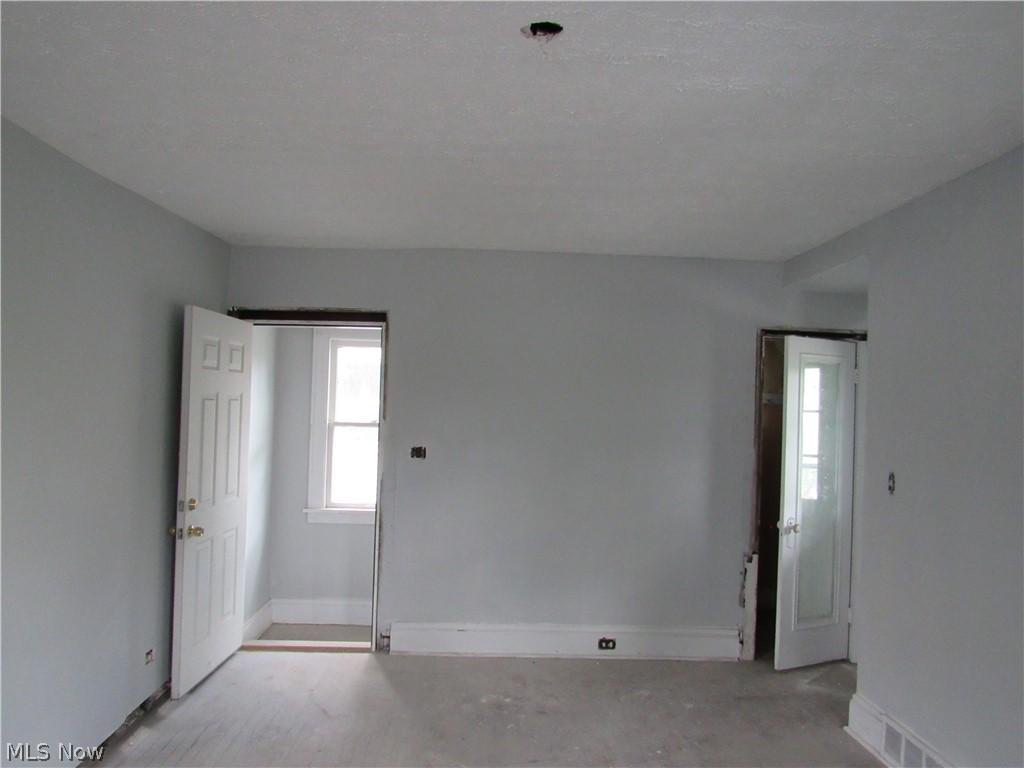 Forest Hill Pkwy - Residential Income