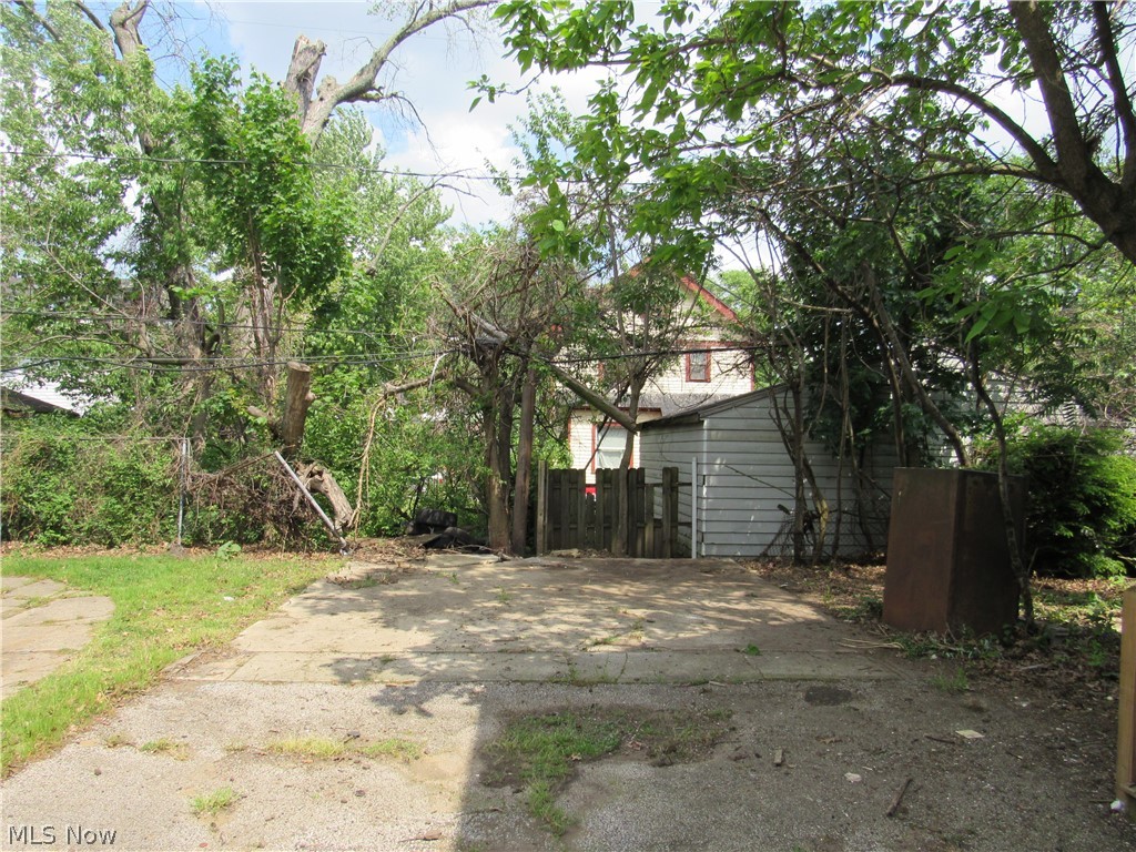 Forest Hill Pkwy - Residential Income