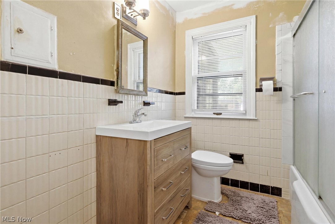 Cedar Center - Residential Income