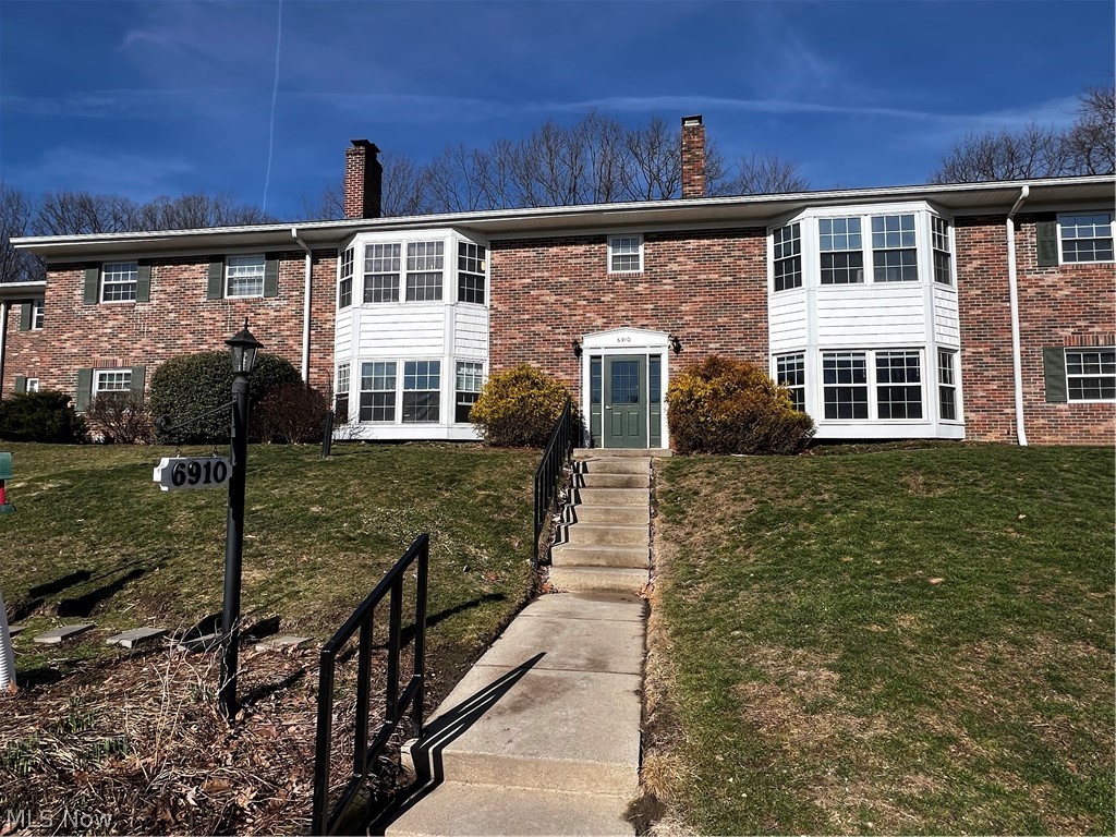 Don't miss this 1st Floor ranch style condo in Carriage Hill walk to downtown Brecksville, minutes from I-77, the Ohio Turnpike, Metro Parks, Towpath hiking and biking trails, shopping and dining.  
Well maintained thruout with open layout. Dining  room open to a great room with fireplace and bay window with window seat. Updated baths. Updated kitchen complete with appliances that stay. Including a refrigerator, range and dishwasher. Laundry area in the building on the same floor. 
2 bedrooms with nice size closets and ceilings fans. Amenities include an outdoor pool. Covered garage area with parking assigned space  (#104) FP is closed off and not operational. 
Amenities include an outdoor pool.  Unit is being freshly painted 2/176/25- 2/23/26