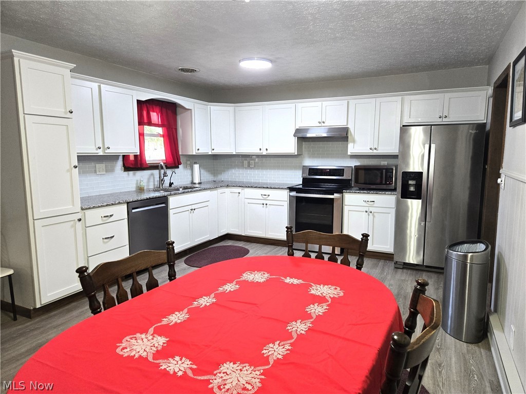 F F Lebar - Residential
