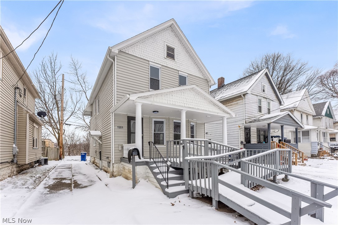 W T Mallo - Residential Lease