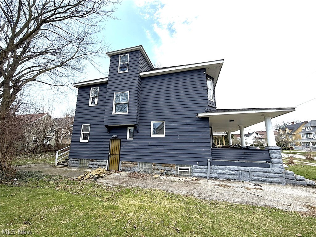 Deming Realty Co - Residential