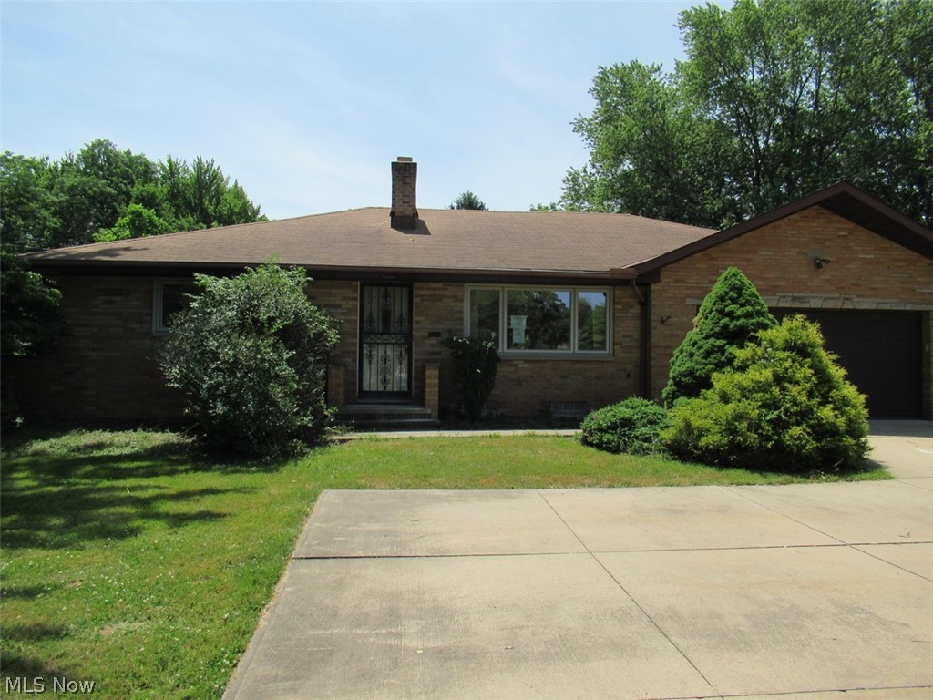 HUD Case #412-686176. HUD Properties Are Sold As Is, Without Any Guarantee Or Warranty By Seller. Buyer Is Advised To Perform Their Own Due Diligence. Buyer Is Responsible For All Utilities For Inspections/Appraisal. Buyer Is Also Responsible For Ordering POS and Escrow/Correction Of All POS Violations (where required).

 

Be sure to add this brick ranch to your home tour! The nearly half-acre lot is located at the end of a cul-de-sac. The formal LR and the FR each have WBFPs. The kitchen has an eat-in area, plus there is a formal dining room. A sun room overlooks the rear yard. The full bath was converted to a shower only, but could easily be changed back. Updating is needed. Make this home yours today!

 

See Attached PLD & PCR For Details of repairs needed to qualify for FHA 203(k) financing.