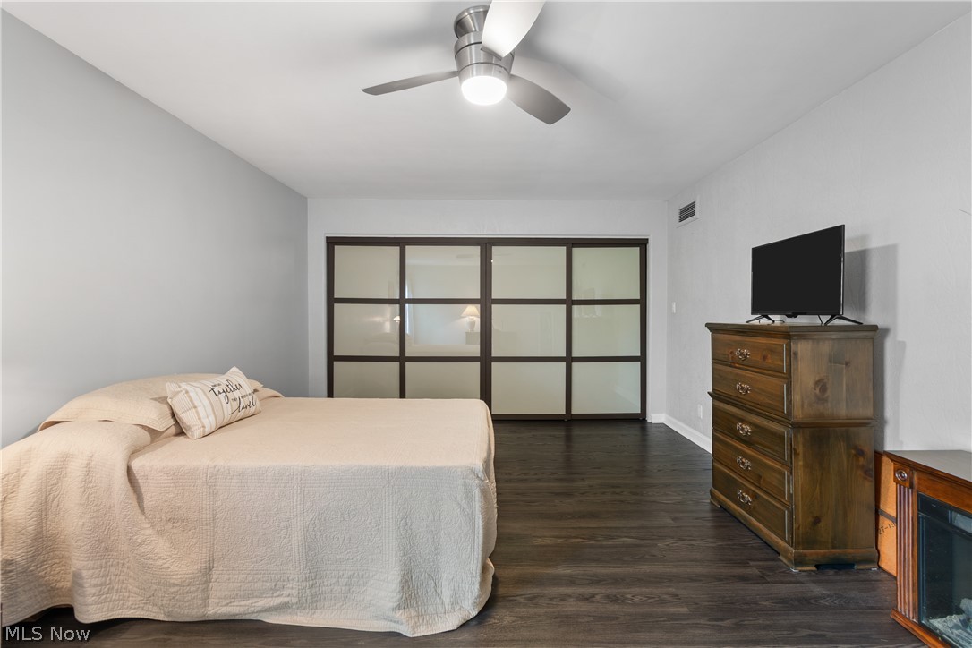 Carlton House Condominiums - Residential