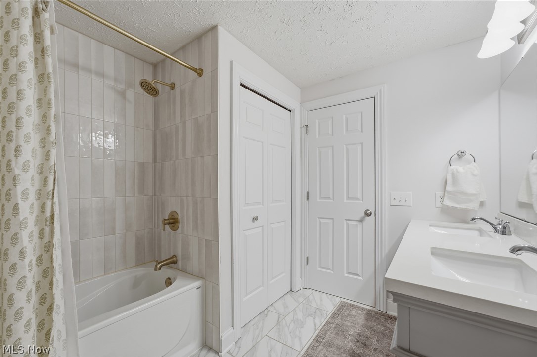 Lakeland Hills - Residential