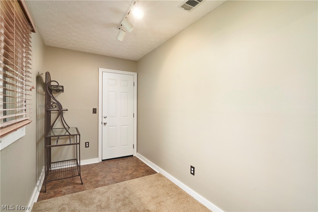 Briarwood Condo - Residential