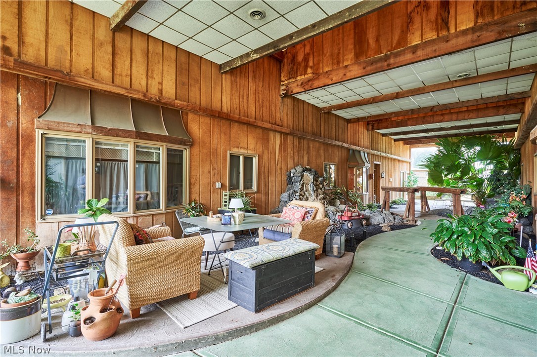 Briarwood Condo - Residential