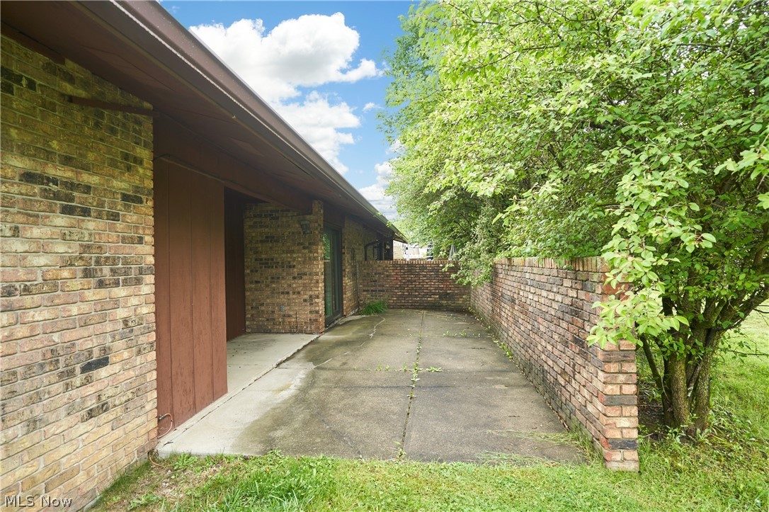 Briarwood Condo - Residential