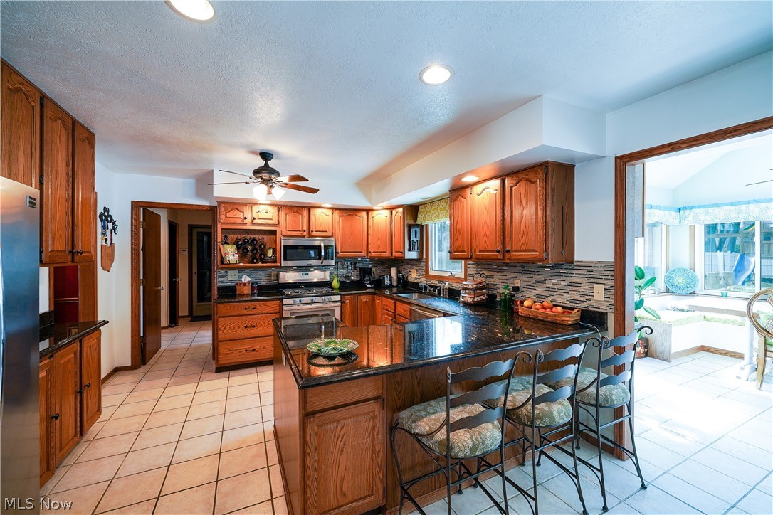 Country Lakes - Residential
