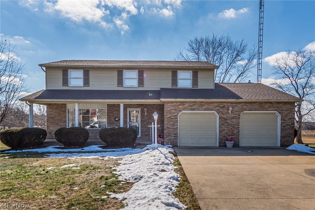 Large 4 bedroom colonial in desirable neighborhood in Louisville. Priced with cosmetic updates in mind! First floor offers a front living room, dining room, eat in kitchen, half bath, and family room. Upstairs has 4 spacious bedrooms including a master with full bath and walk in closet. Finished walk out lower level with another full bath. Back deck. Covered Front porch. 2 car attached garage.