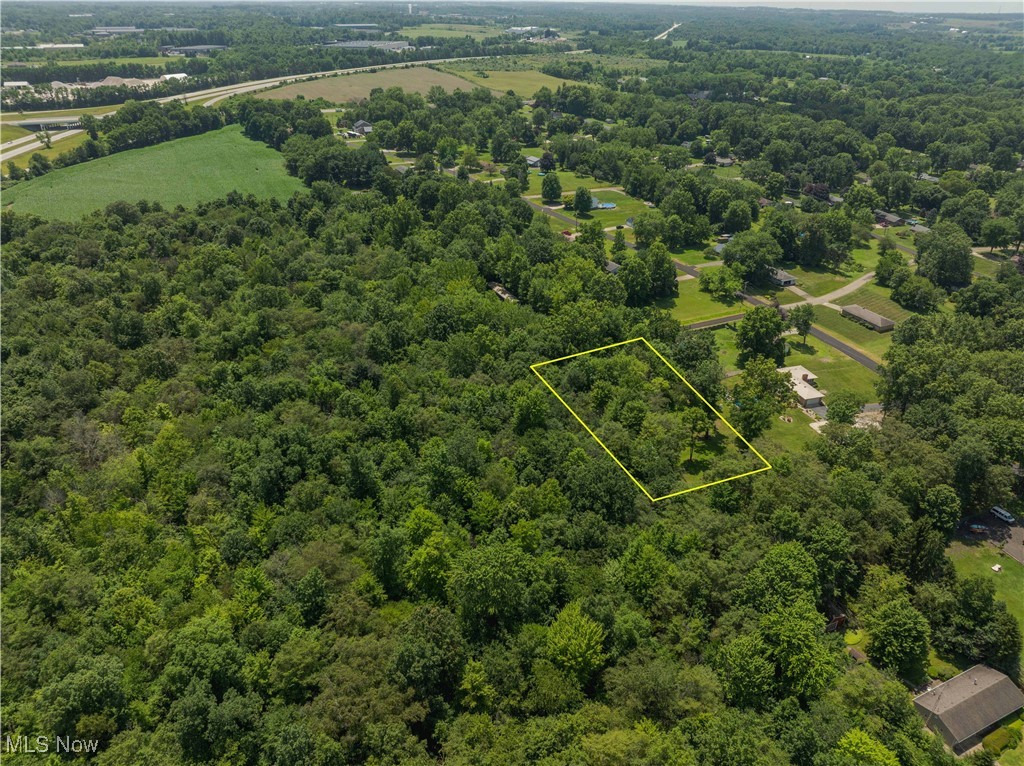 Meadow Grove - Land