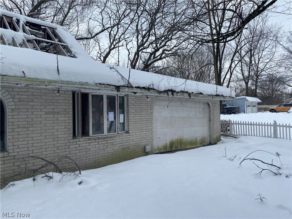 Great Location on a Large Lot, 1.39 acres.  Huge Opportunity with this Full Rehab.