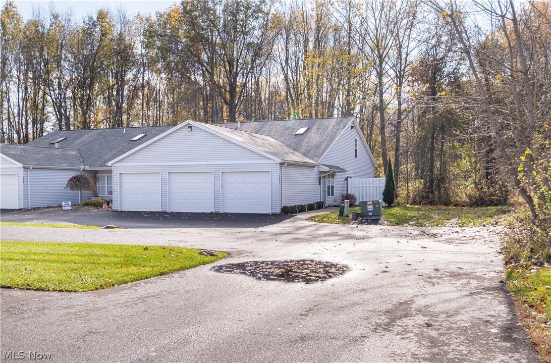 Lake Pointe III - Residential