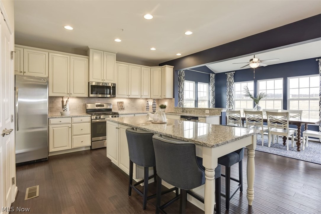 Hunting Meadows - Residential