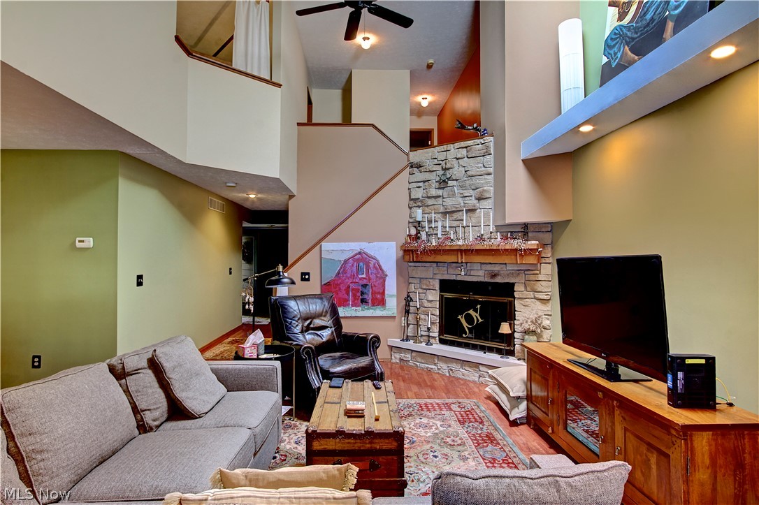 Woods Condos - Residential