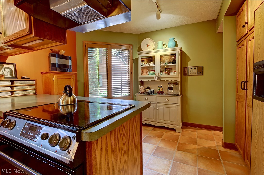 Woods Condos - Residential