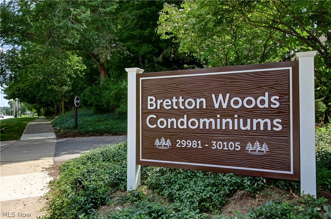 Woods Condos - Residential