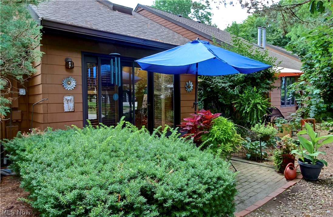 Woods Condos - Residential