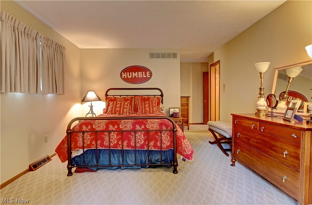 Woods Condos - Residential