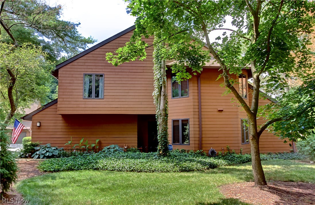 Woods Condos - Residential