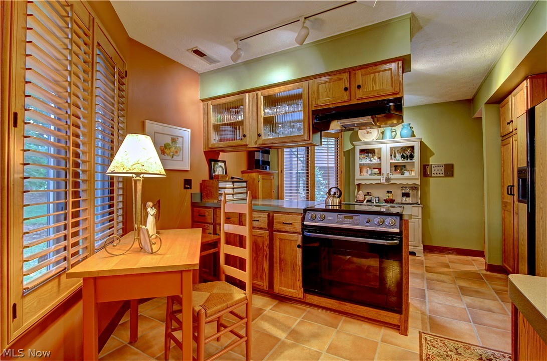 Woods Condos - Residential