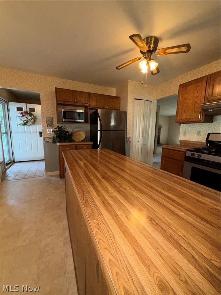 Brook Point Village Condo - Residential