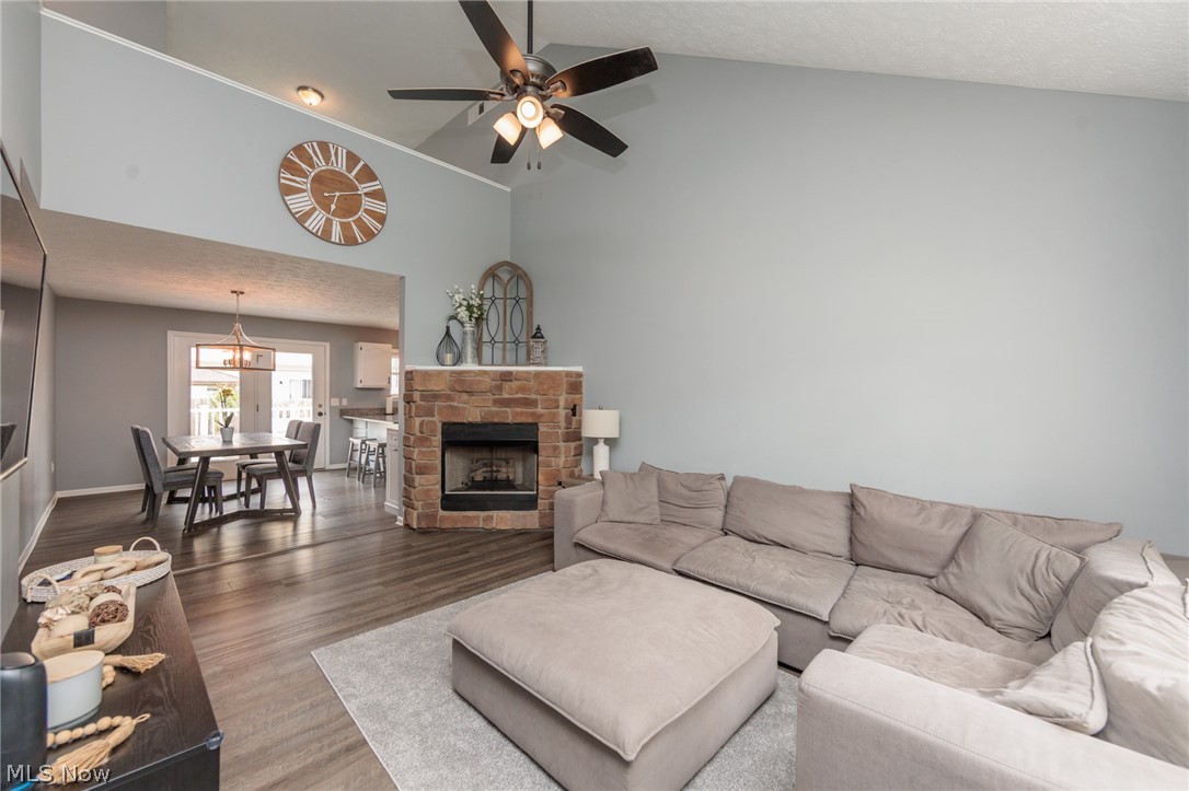 Center Rdg Heights - Residential