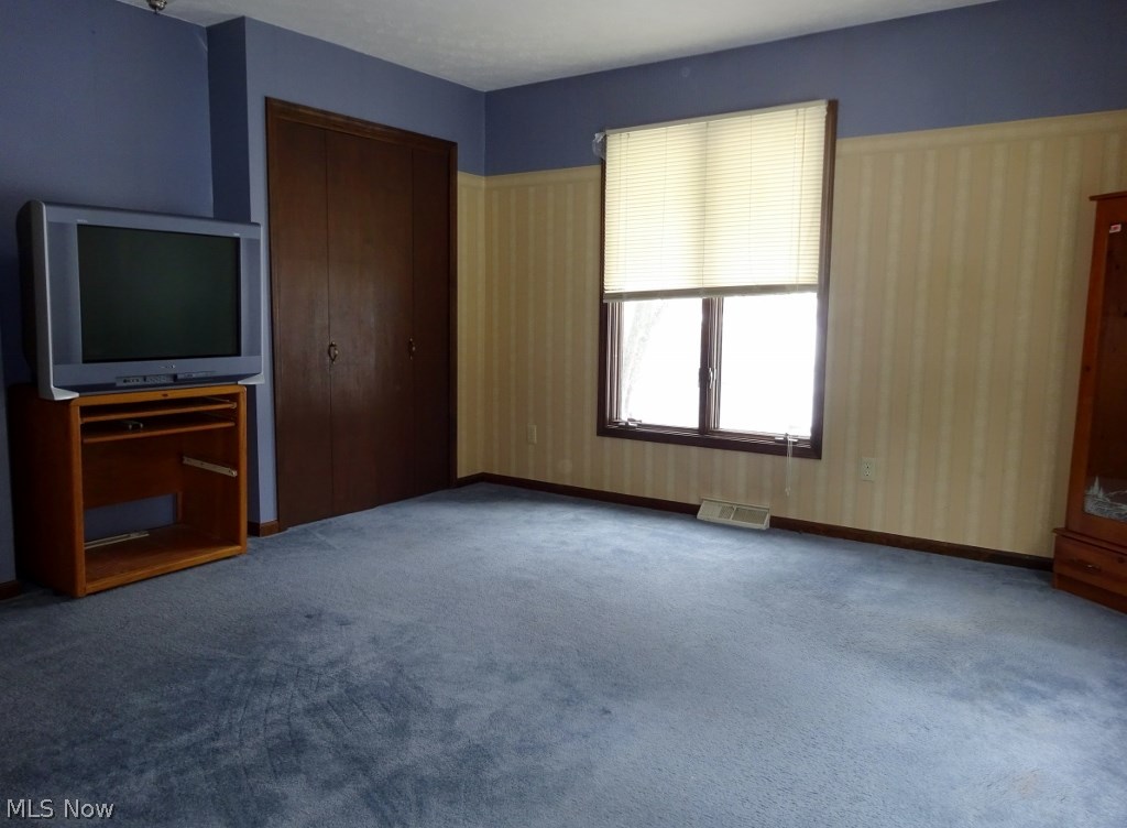 Suffield - Residential