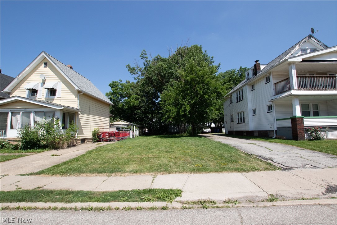 Vacant lot - can be purchased with the home next door or seperately. Great opportunity to own your own land and build your dream home!