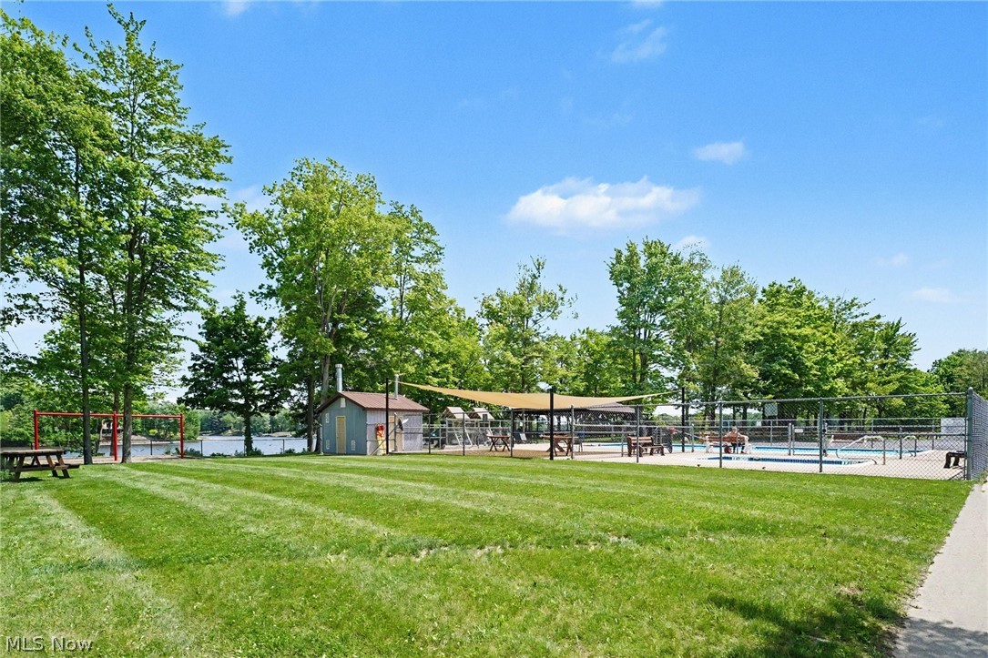 Roaming Rock - Residential