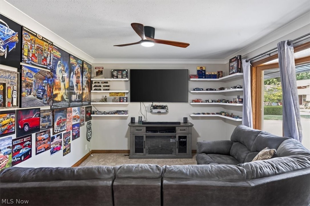 Hallmark Manor Resub - Residential