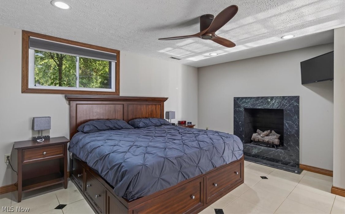 Hallmark Manor Resub - Residential