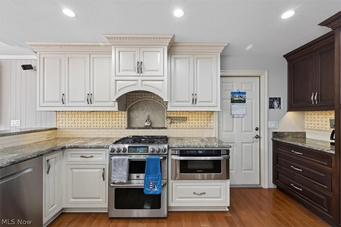 Hallmark Manor Resub - Residential