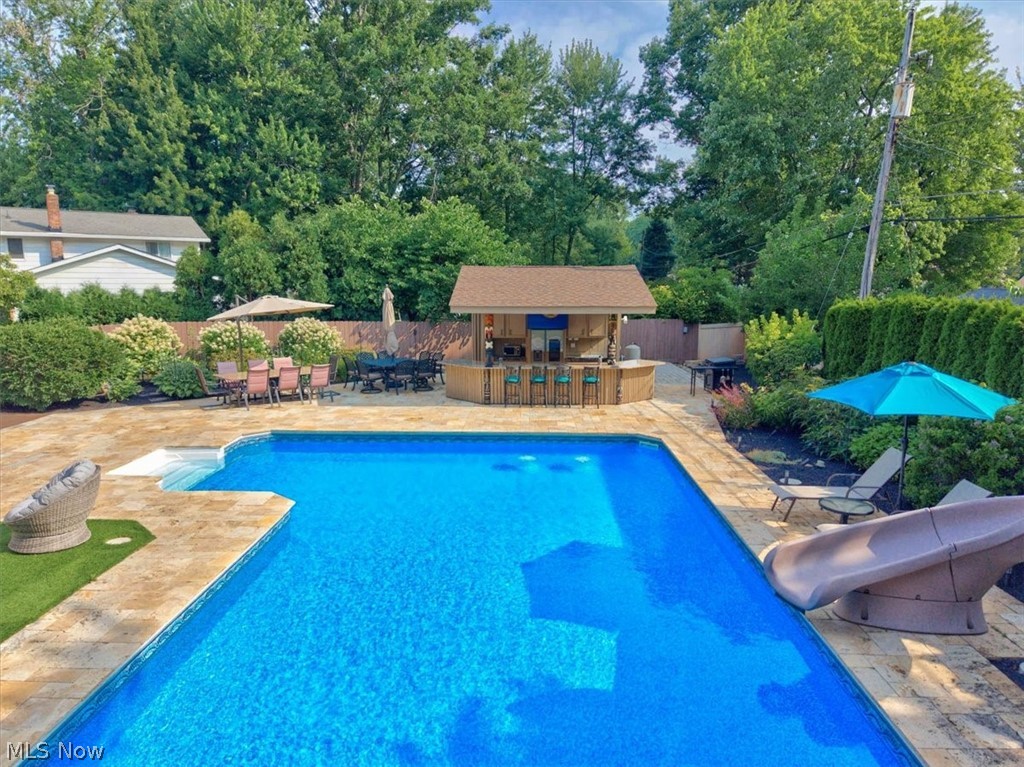 Hallmark Manor Resub - Residential