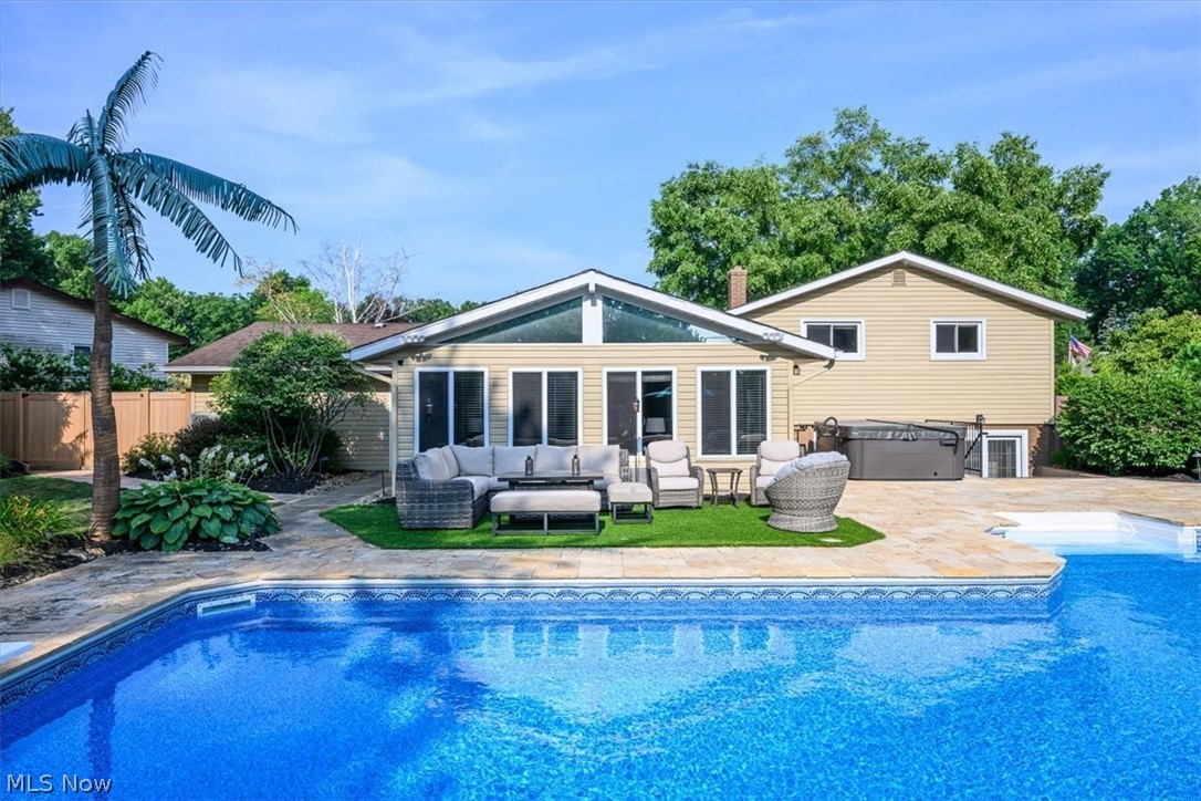 Hallmark Manor Resub - Residential