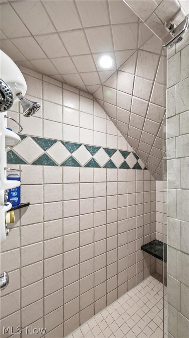 Hallmark Manor Resub - Residential