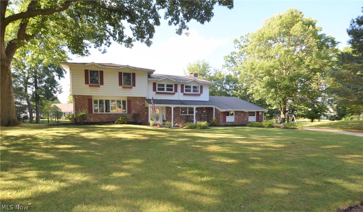 Welcome to 455 Northridge St. NW in Canton! This incredible home is made up of 2515 square feet with 7 bedrooms and 2.5 bathrooms. The large eat-in kitchen has bright white cabinets, stainless steel appliances, and an abundance of storage. The eating area is located right in front a large bay window. A large formal dining room offers another eating area. A second bay window is located in the spacious living room, overlooking the front yard. The living room has gorgeous wood flooring. The lower-level den also has beautiful wood flooring, along with a brick fireplace and sliding glass doors that lead to the backyard. Attached two-car garage, along with a convenient storage shed. Large fenced-in backyard, perfect for activities and entertaining! Waterproofed Basement. Bonus Workshop in Garage Don’t miss your chance to own this amazing home!