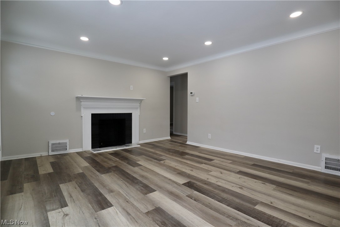 Sunshine Realty Inc 02 - Residential