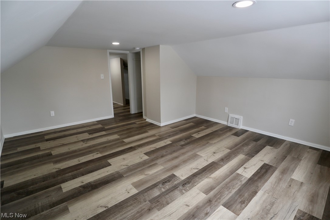 Sunshine Realty Inc 02 - Residential