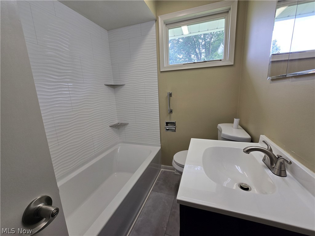 Holmes Enterprises Company Woo - Residential