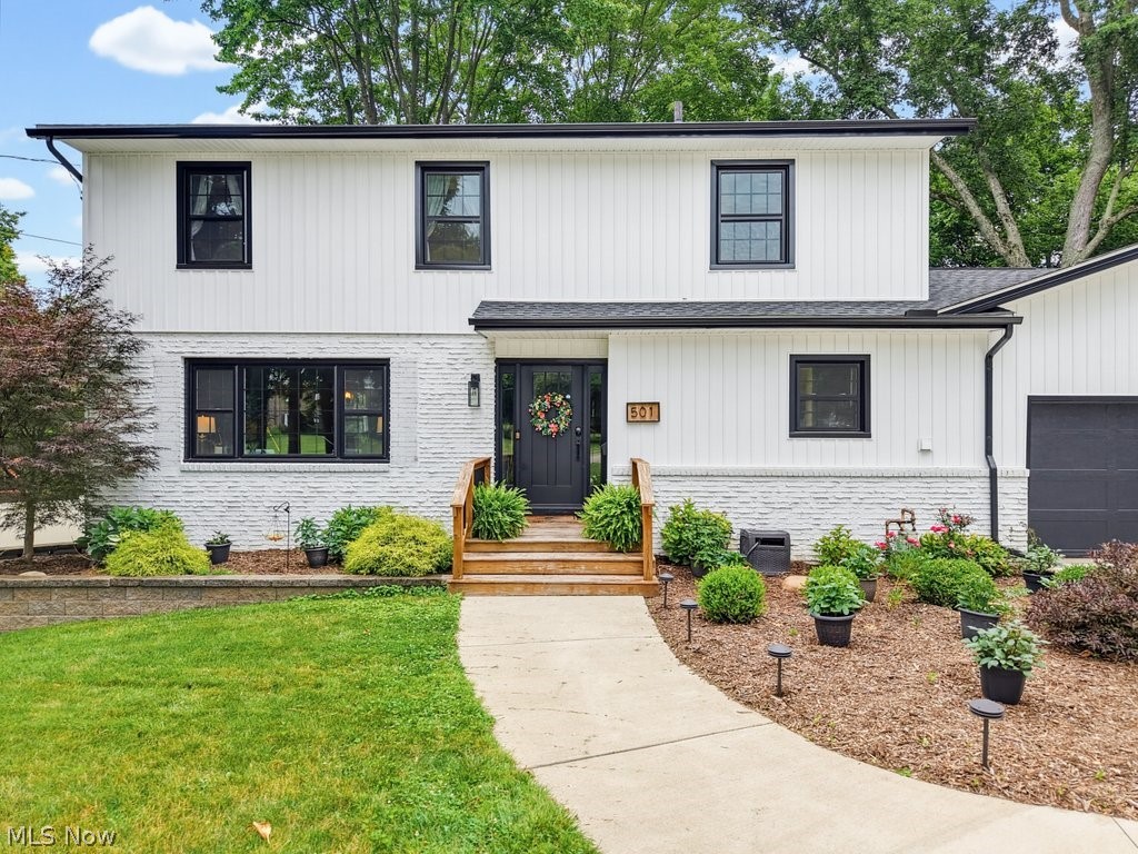 Merriman Manor - Residential