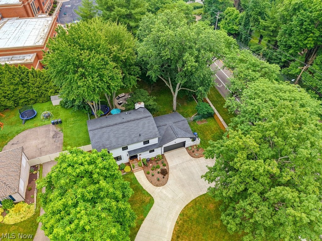 Merriman Manor - Residential