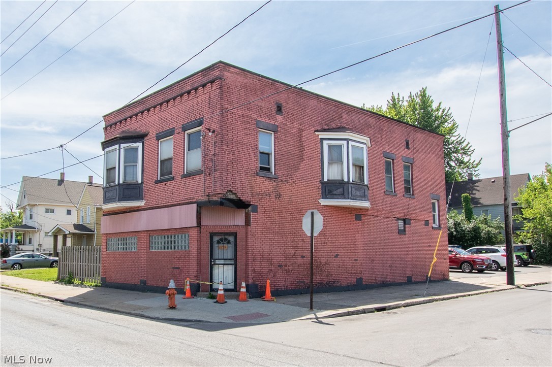 Long time Slavic Village, iconic bar/tavern continuously operating for generations as Margie's 66! Real estate, business and D-5 liquor license included. All brick mix use building with a three-bedroom apartment above. Parking lot, full basement and back patio. Value add opportunity, Estate, "sold as is".