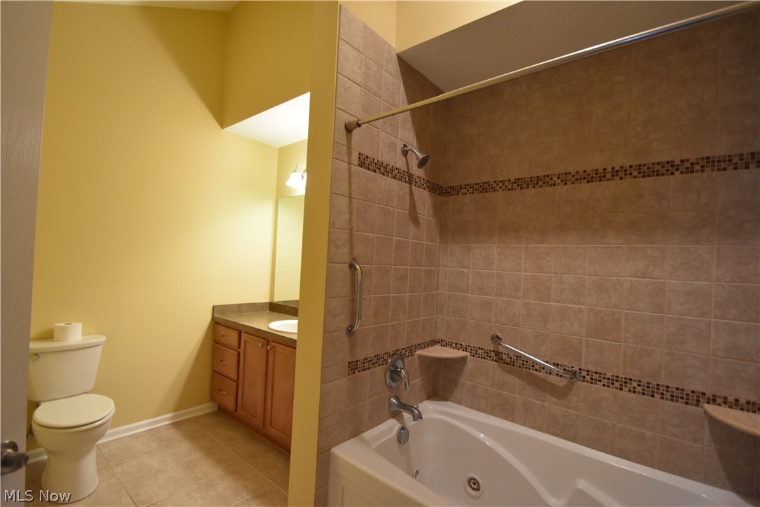 Springfield Rdg Condos - Residential