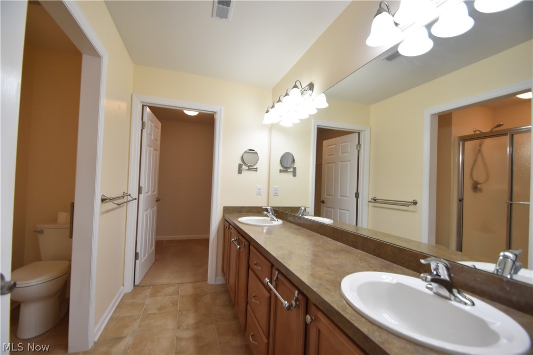 Springfield Rdg Condos - Residential